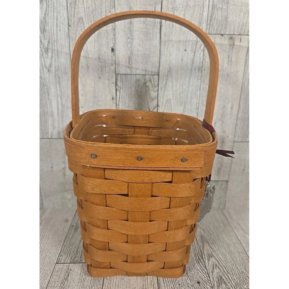 Longaberger Basket with Charm Vertical Handled 1993 Protector 10